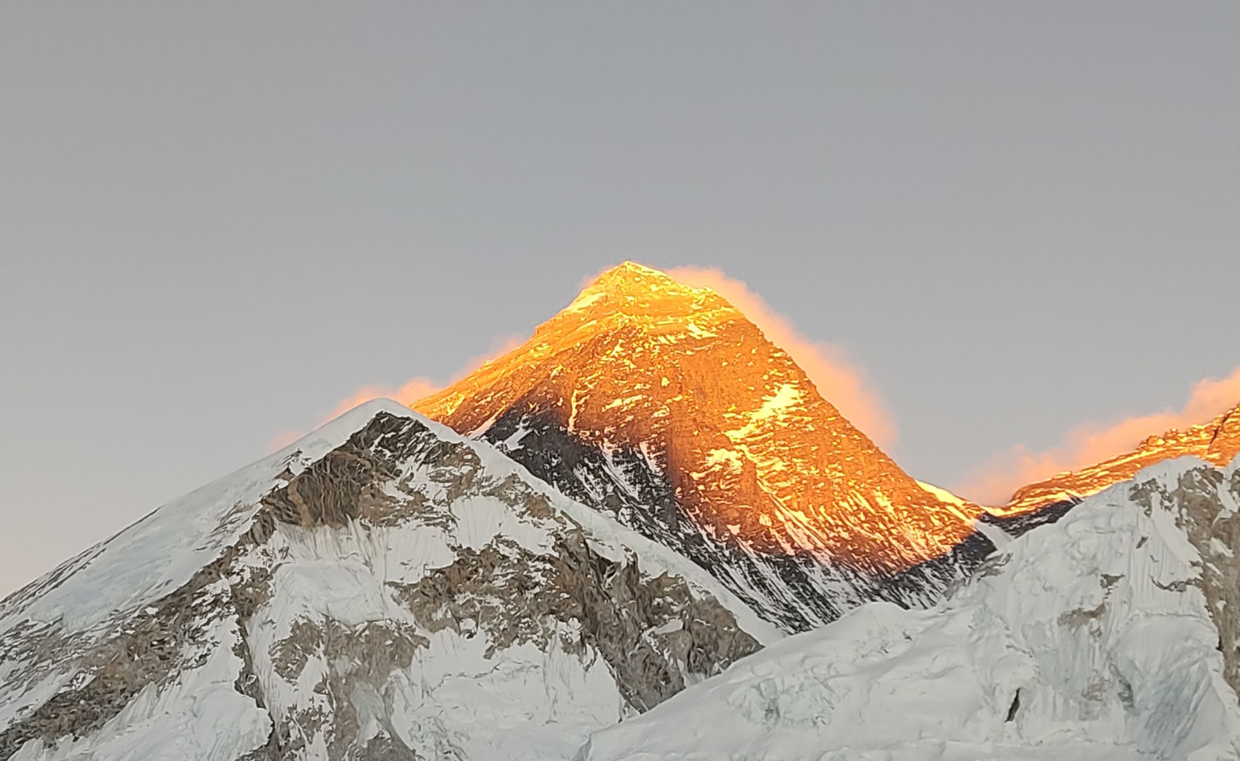 सगरमाथा आरोहणका क्रममा दुई आरोही बेपत्ता