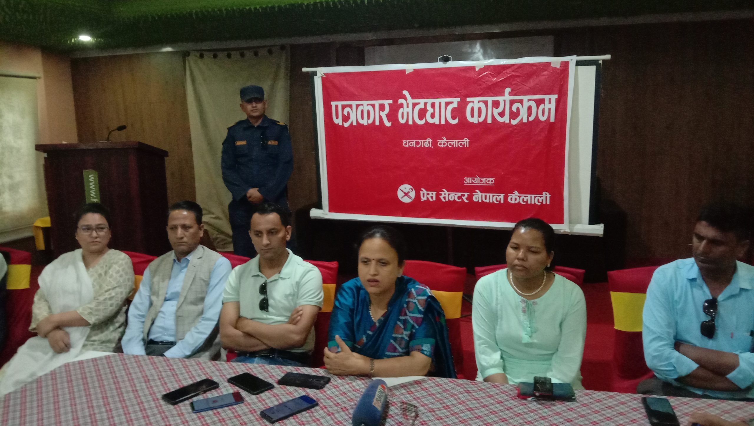 बजेटका कारण सत्ता साझेदार दलबीचमा समस्या आउँदैनः संचारमन्त्री शर्मा