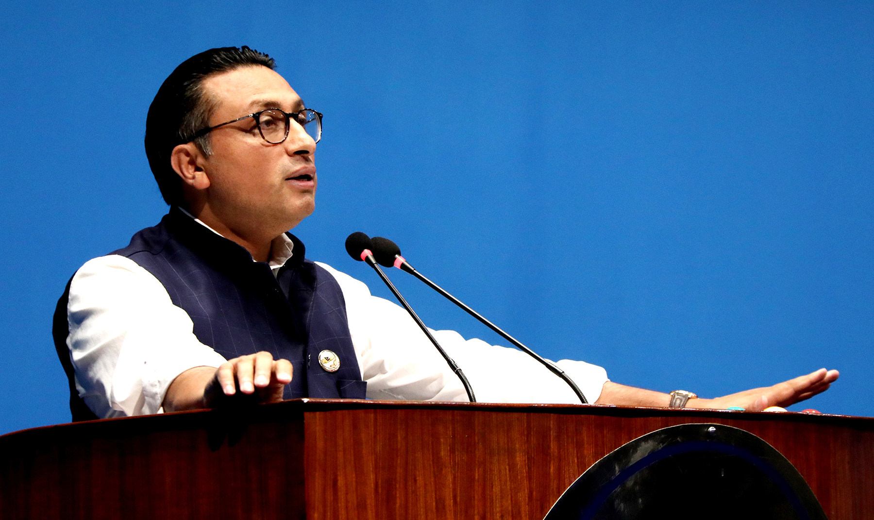 देशमा आर्थिक विकास गर्न सुशासन पहिलो शर्त होः उपसभापति वाग्ले(अन्तरवार्ता)