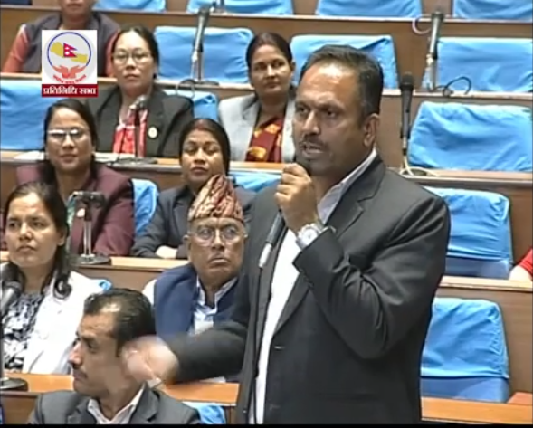 नैतिकताको पाठ नसिकाउन एमालेलाई माओवादीको चेतावनी