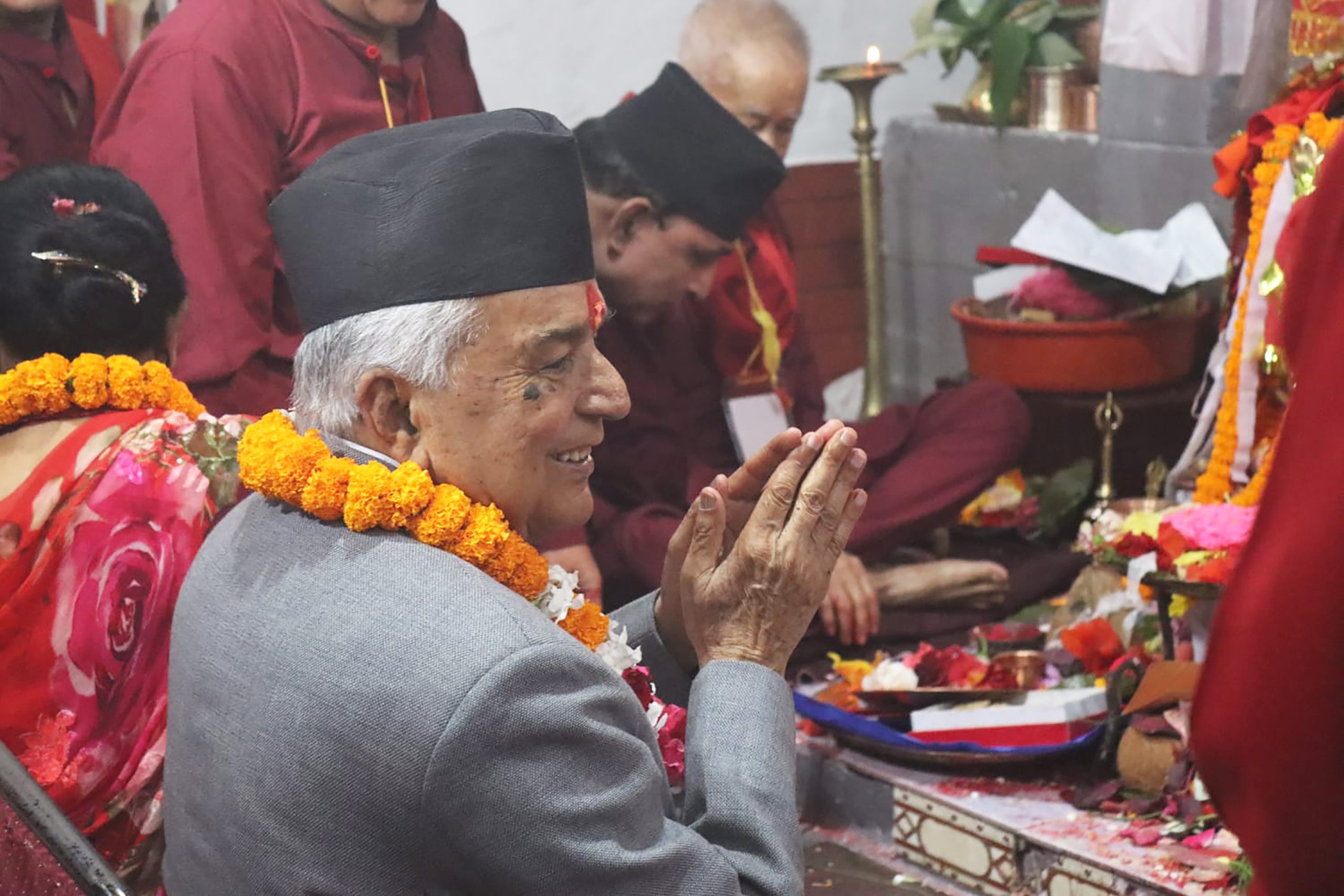 राष्ट्रपति पौडेलद्वारा रणउजिरेश्वरी मन्दिरमा पूजाअर्चना