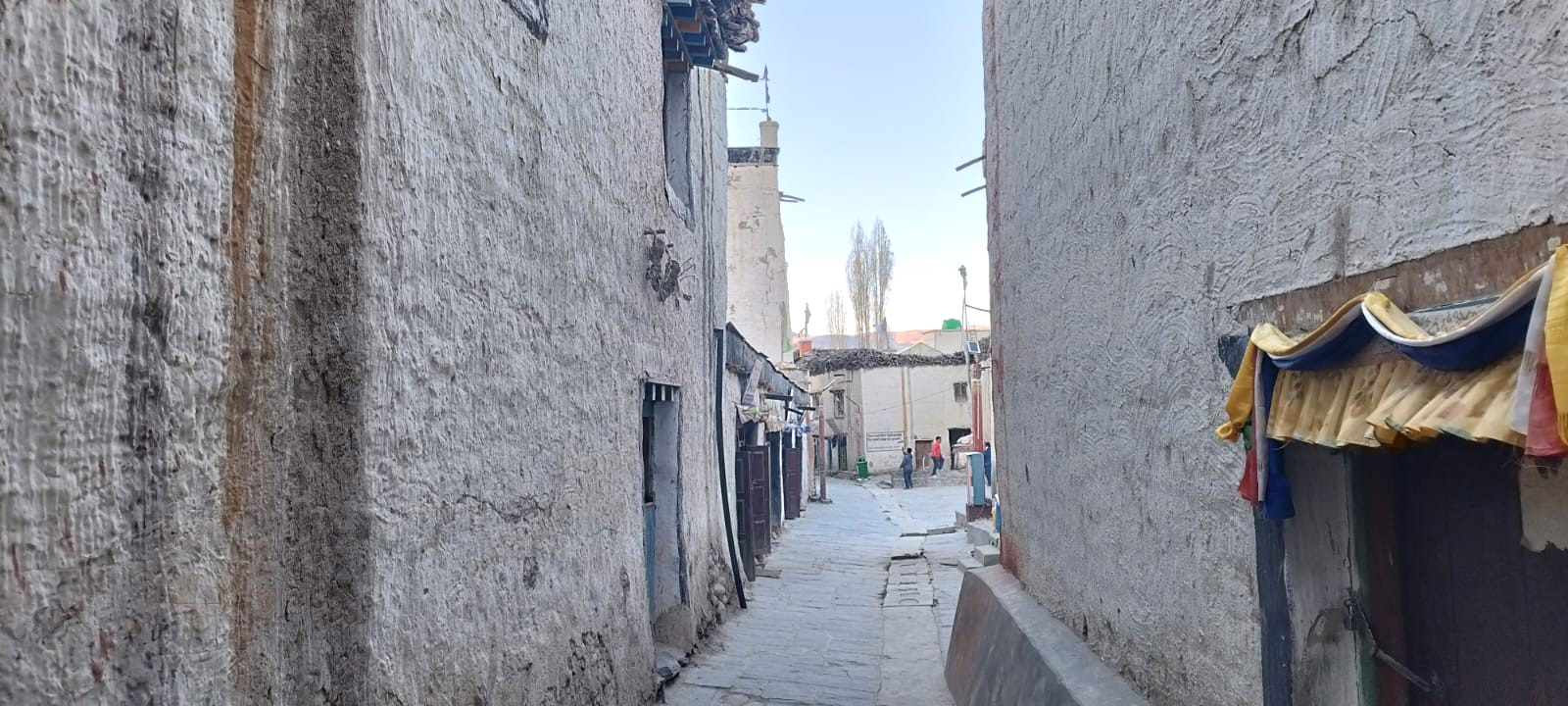 पर्यटकीय विकासको पर्खाइमा ऐतिहासिक लोमान्थाङ