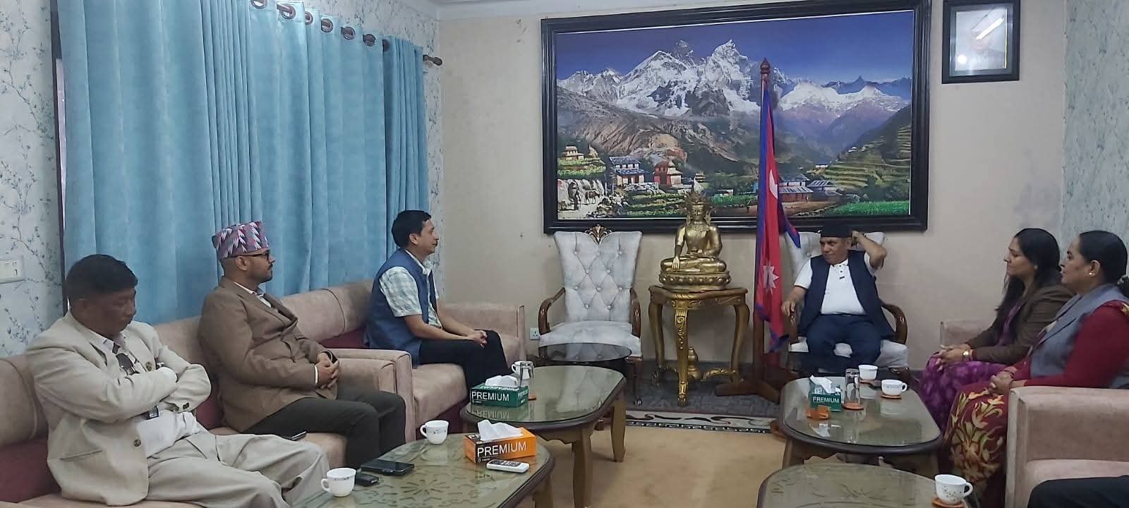सङ्घीयता कार्यान्वयनसँग जोडिएका कानुन जतिसक्दो चाँडो ल्याउन पहल गर्छु : अध्यक्ष दाहाल