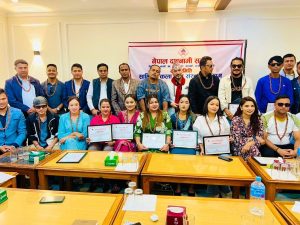 दशनामी साहित्य, कला तथा संस्कृति बिभागको अध्यक्षमा गिरी