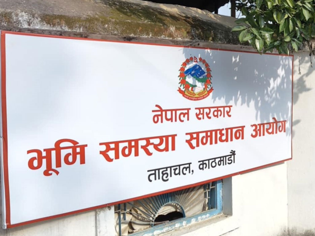 भूमि आयोगले कञ्चनपुरमा नापी गर्न थाल्यो