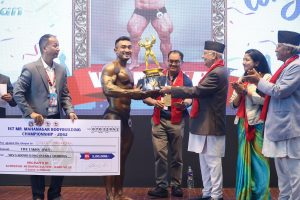 शारीरिक सुगठन प्रतियोगिताका विजेता प्रधानमन्त्रीबाट पुरस्कृत