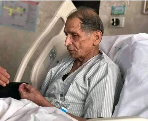 स्वास्थ्य लाभ गरेर घर फर्किए मोहन वैद्य