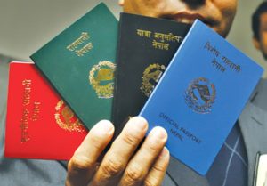 राहदानी बनाउन स्पेनको बेनिड्रोमबाट २५२ को आवेदन