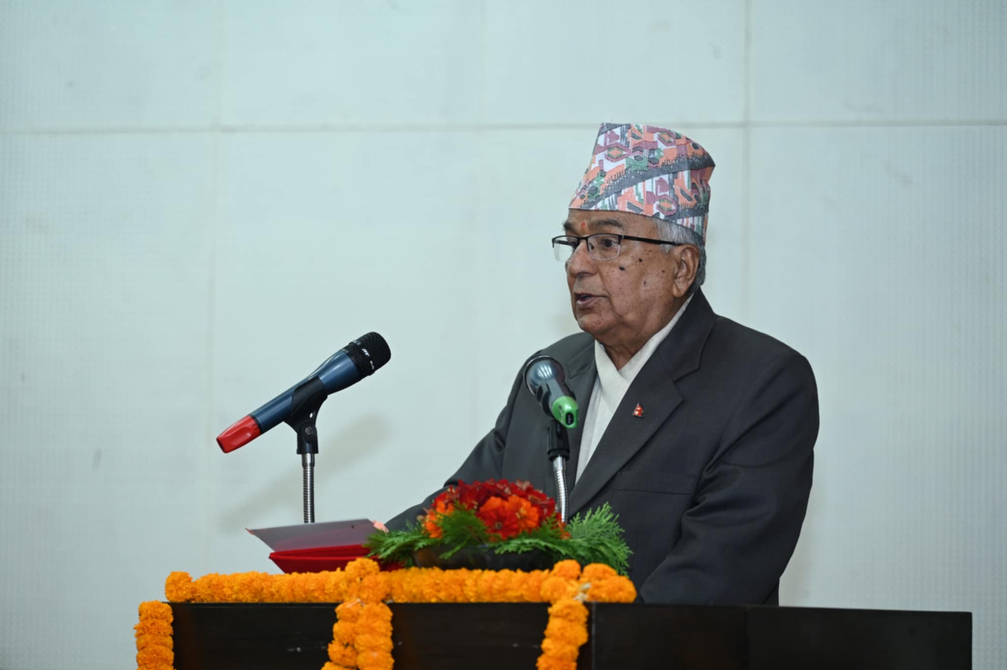 जनताको जीवनस्तरमा सुधार र मुलुकको समृद्धि संविधान र गणतन्त्रले राखेको अभिष्ट हो : राष्ट्रपति पौडेल