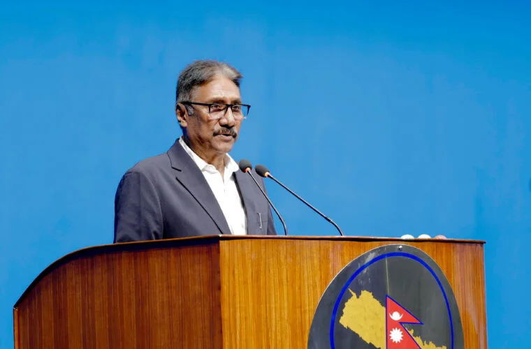 वैदेशिक रोजगारमा जाने श्रमिकहरुको सुरक्षा र सुविधाको लागि सरकारले काम गरिरहेको छः श्रममन्त्री भण्डारी