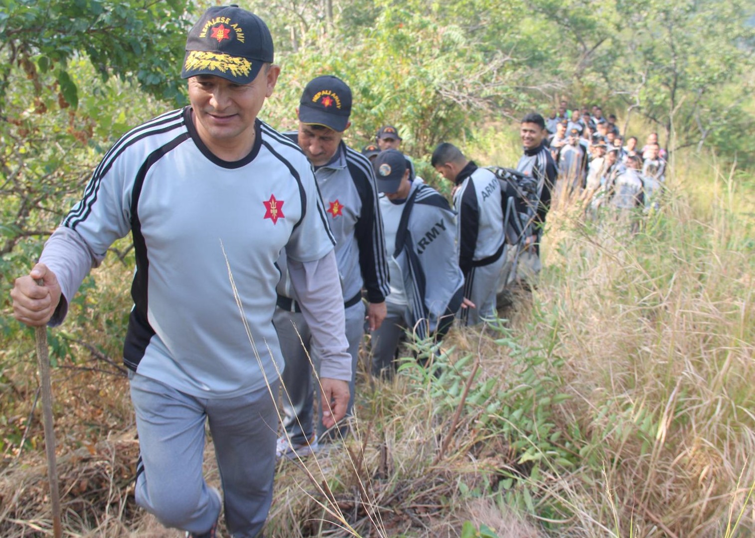 चोरी सिकारी नियन्त्रण र पर्यटन प्रवर्द्धन गर्न सेनाको चुरे यात्रा