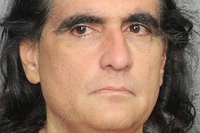 तीन वर्षको जेल बसाइपछि भेनेजुएलाका कूटनीतिज्ञ एलेक्स स्वदेश फिर्ता