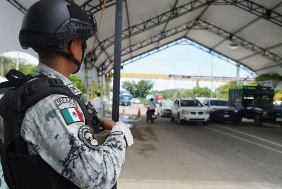 मेक्सिकोमा रात्रिभोजमा गोली चल्दा ६ जनाको मृत्यु