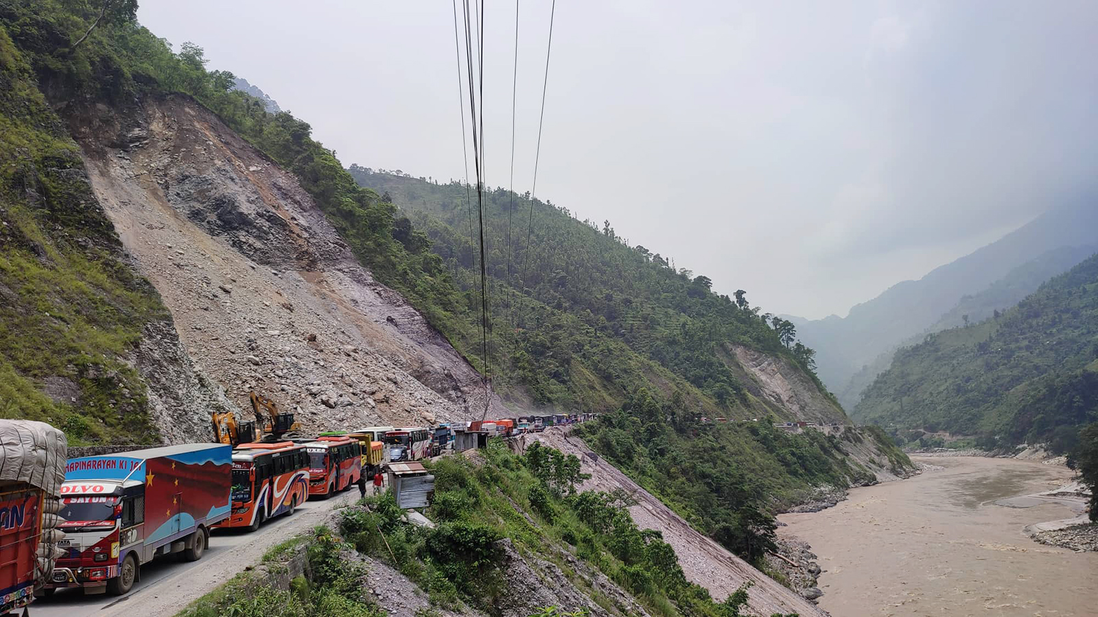 नारायणगढ–मुग्लिन सडक दुईतर्फी सञ्चालनमा
