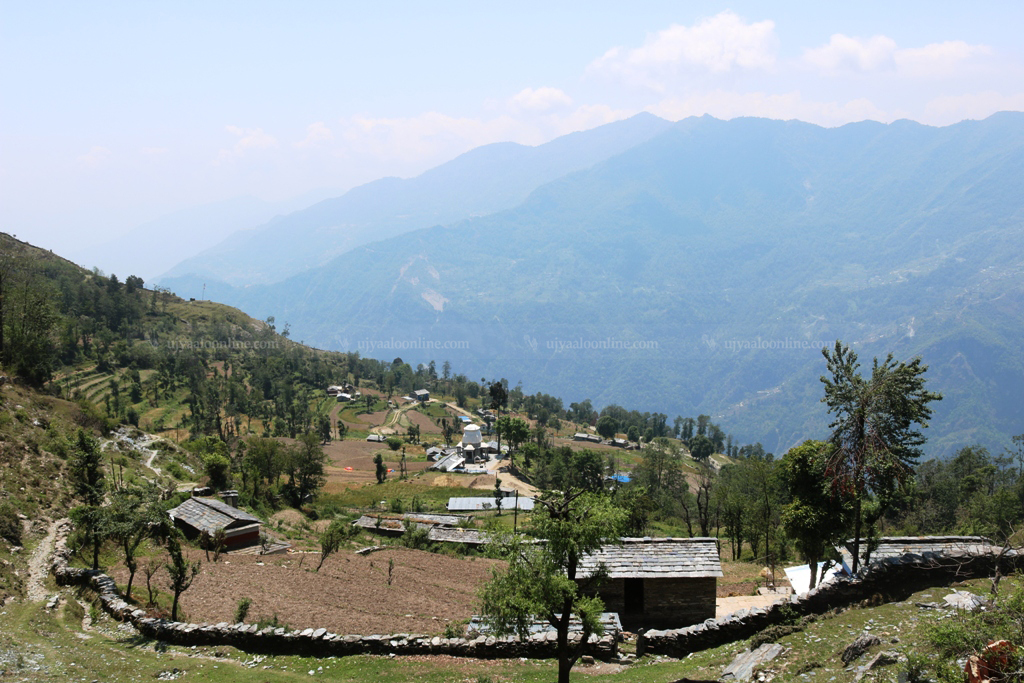 म्याग्दीमा हिमपात र वर्षा भएपछि किसानहरूमा खुसियाली