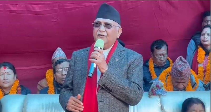 एमालेलाई सरकारमा जान कसैले रोक्न सक्दैँन : अध्यक्ष ओली