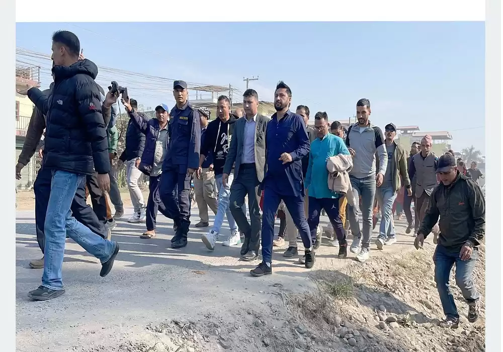 नारायणगढ–बुटवल खण्ड विस्तारमा ढिलाइ भएको भन्दै ध्यानाकर्षण गराउन रास्वपाको दबाब यात्रा