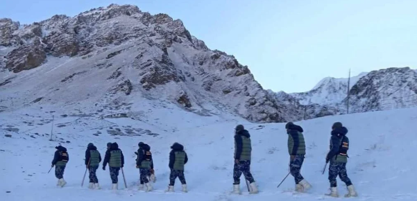 माइनस २६ डिग्री सेल्सियस चिसो सहेर सीमा सुरक्षा