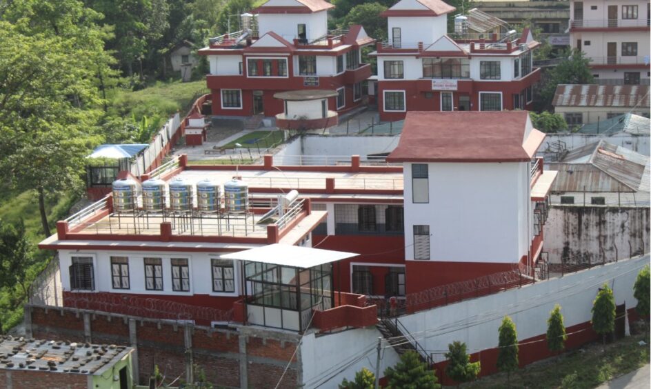 तनहुँ कारागारबाट भागेका २२ कैदीबन्दी नियन्त्रणमा