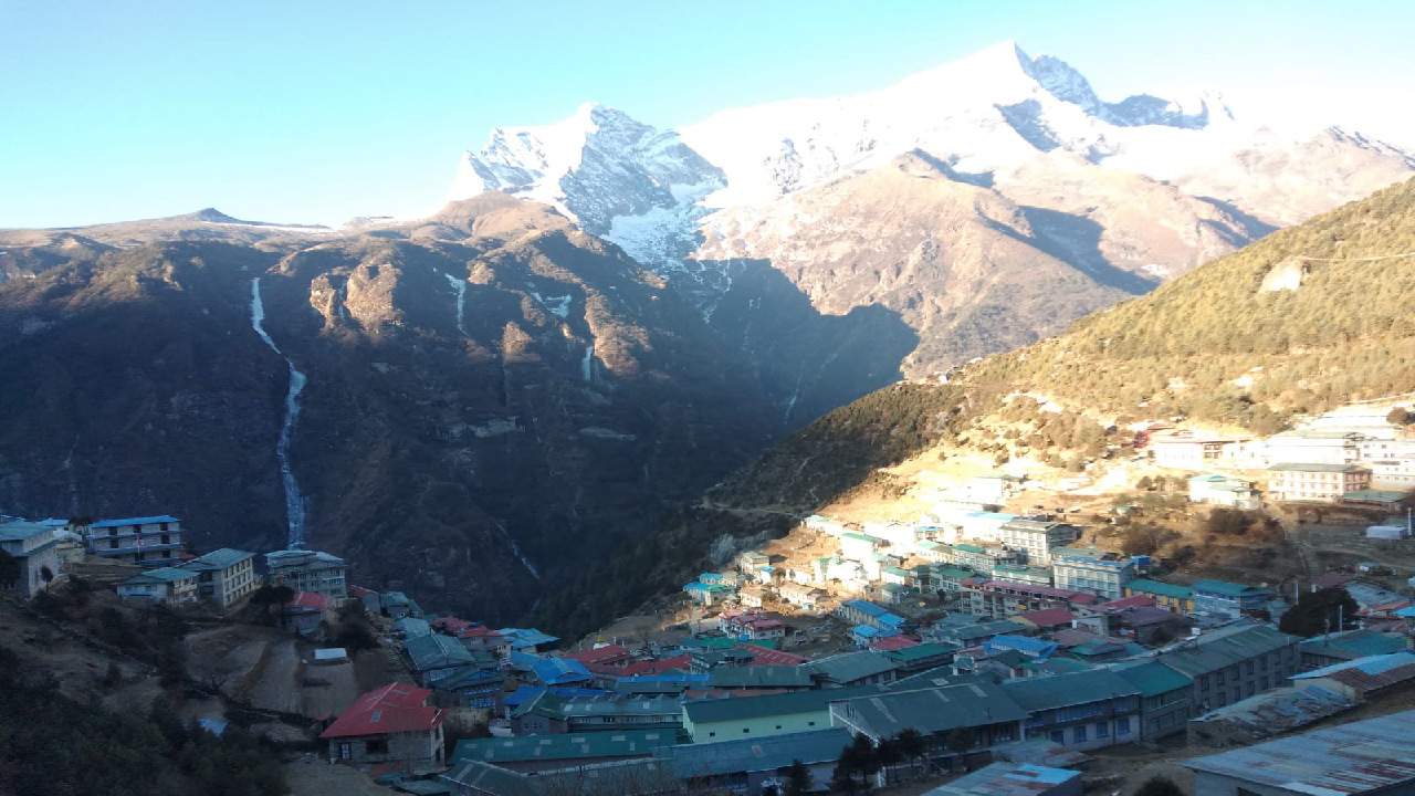 चिसोले खुम्बु क्षेत्रमा विकास निर्माणको काम अवरुद्ध