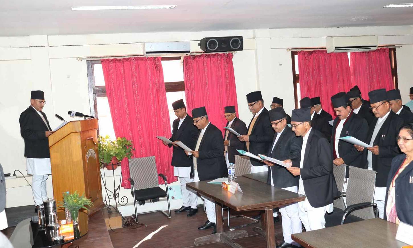 उच्च अदालतका नवनियुक्त ३९ न्यायाधीशले लिए शपथ