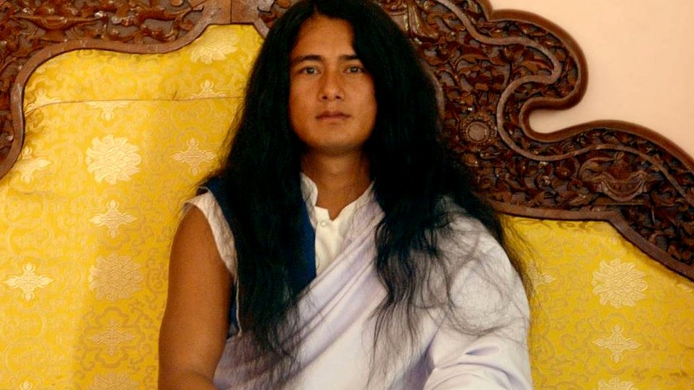 बम्जनको घरबाट तीन करोड भन्दाबढी नगद बरामद