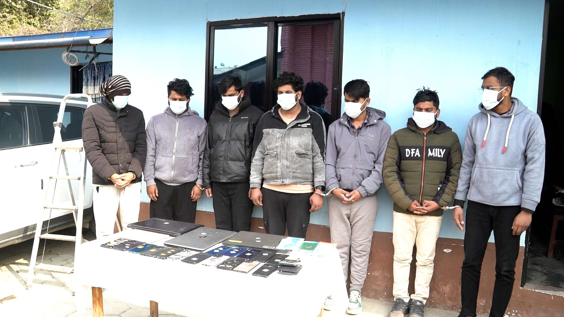 क्रिप्टोमार्फत अनलाइन खेल खेलाउने सातजना पक्राउ