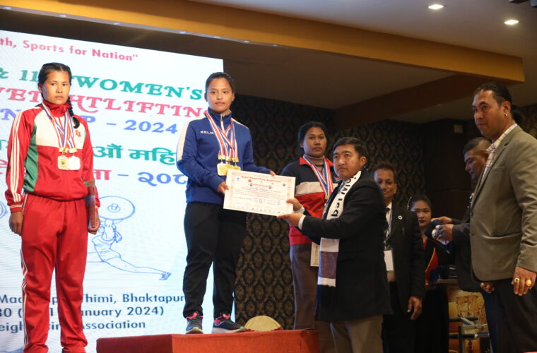 भारोत्तोलनमा जुनुमाया र विद्याको कीर्तिमान