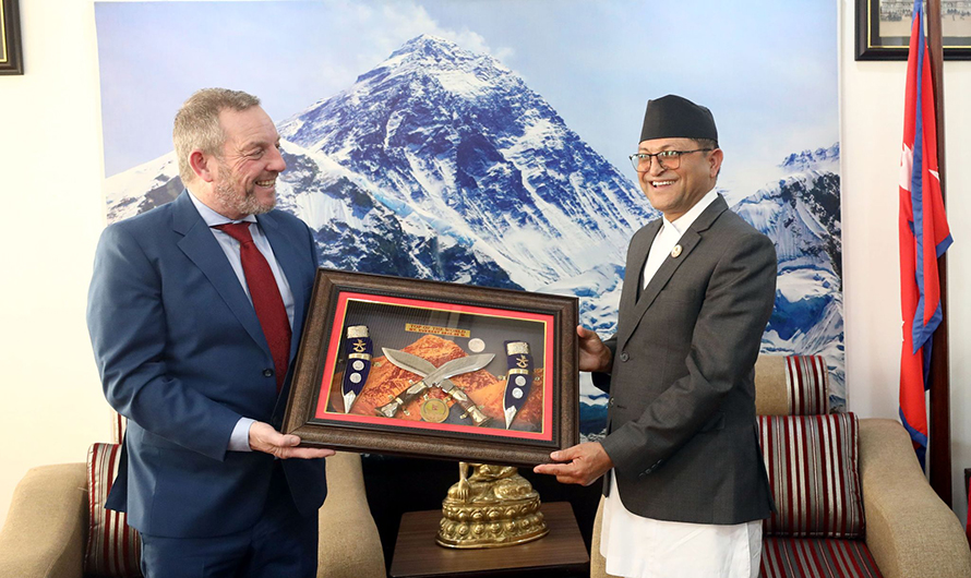 राष्ट्रियसभाका अध्यक्ष र आयरल्याण्डको माथिल्लो सभाका अध्यक्षबीच भेटवार्ता