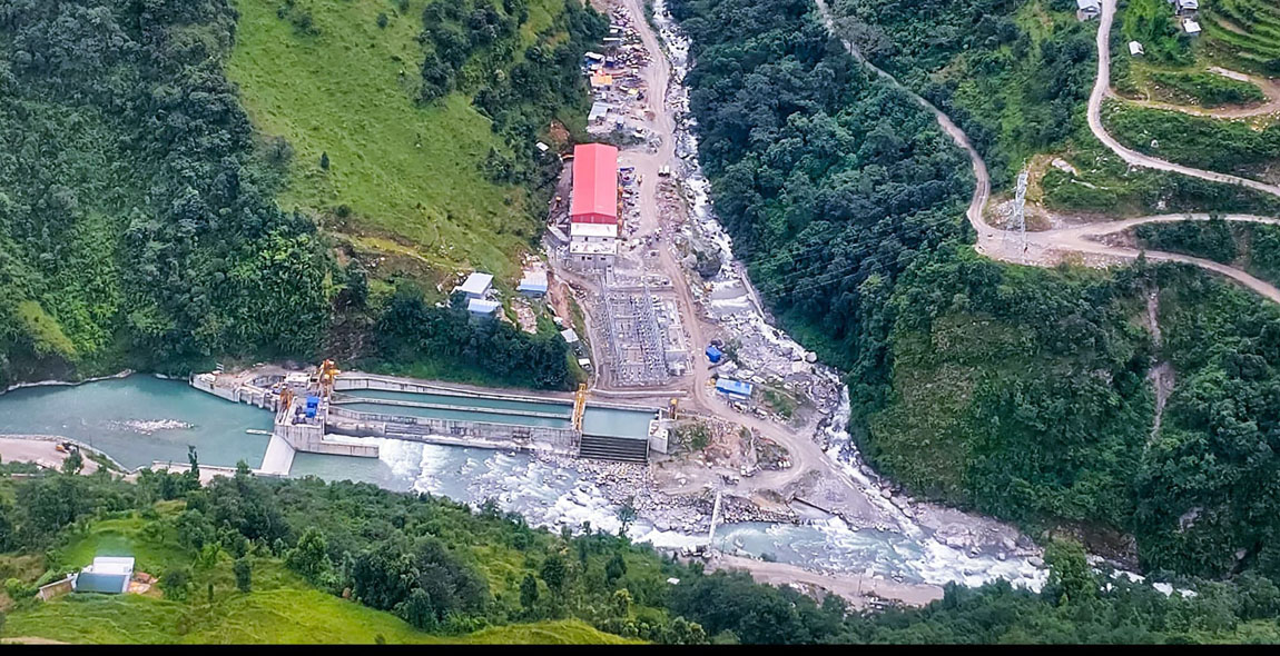 लिखु-२ जलविद्युत् आयोजनाले विना सूचना बाँध खोल्दा जलिरहेको शव बगायो