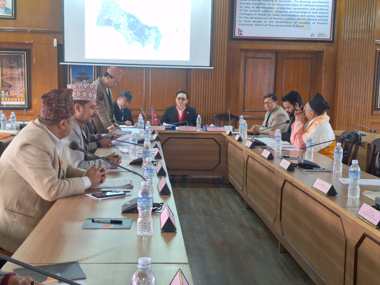 पशुपतिको जग्गामा बनेको अवैधानिक संरचना हटाउन पर्यटनमन्त्री किरातीको निर्देशन