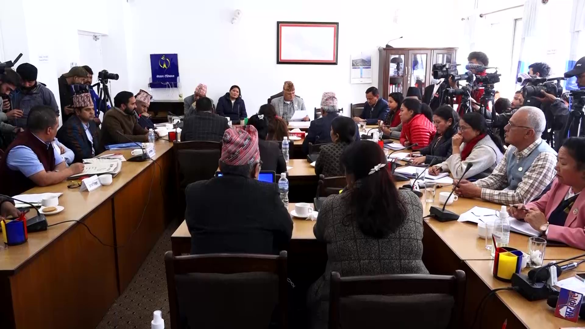 अनिवार्य रुपमा निजी विद्यालयलाई गुठीमा रूपान्तरण गर्न विद्यार्थी संगठनहरुको माग