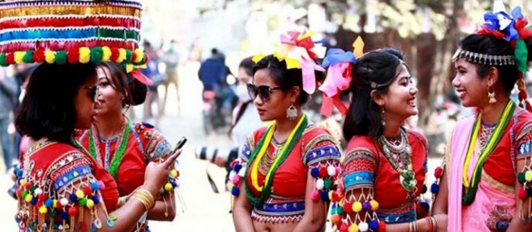 थारू लोकसंस्कृति जगेर्ना गर्न बेलौरीमा ‘माघ म्याला’