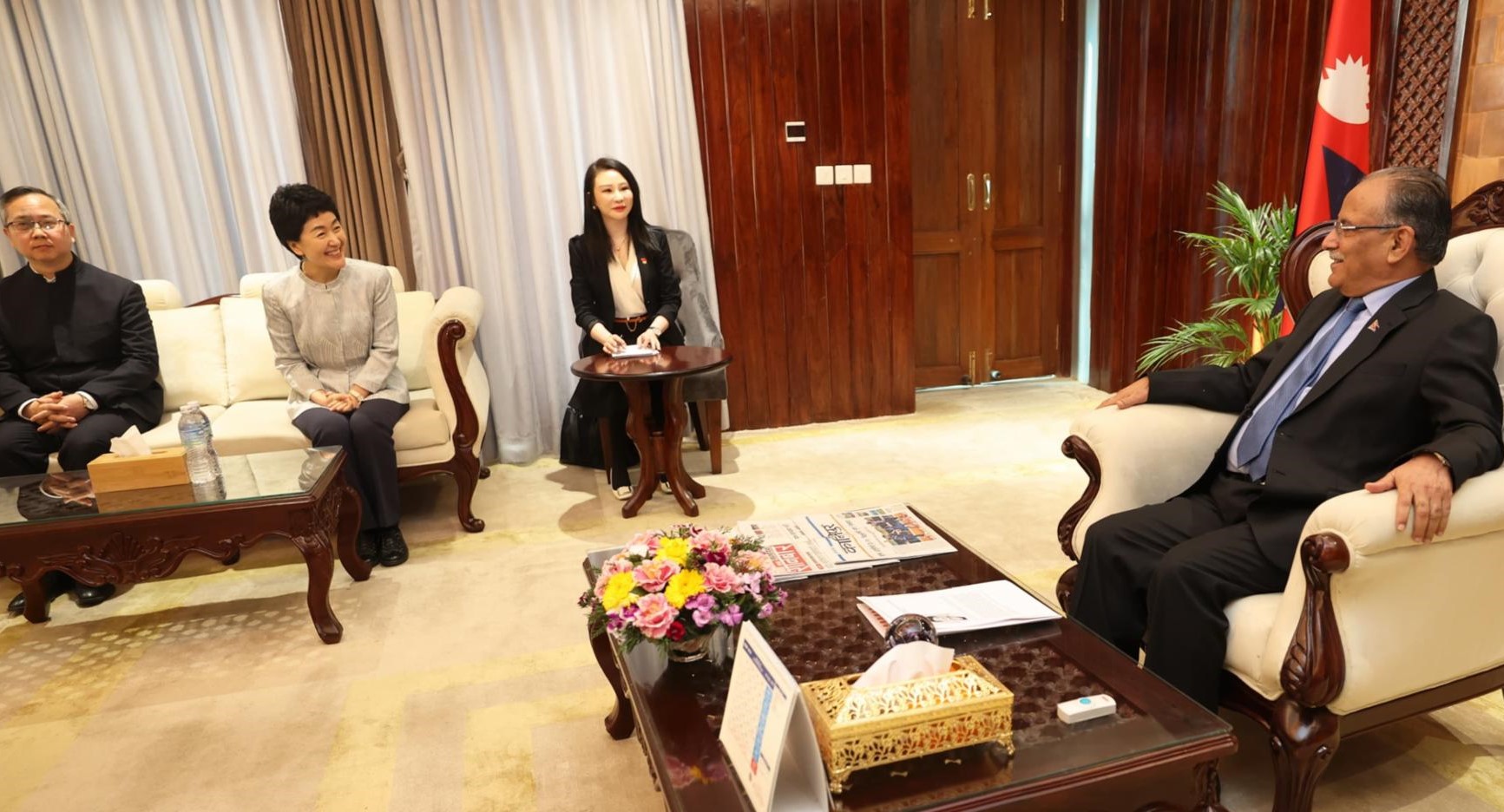 प्रधानमन्त्रीसँग चिनियाँ उपमन्त्रीको शिष्टाचार भेट