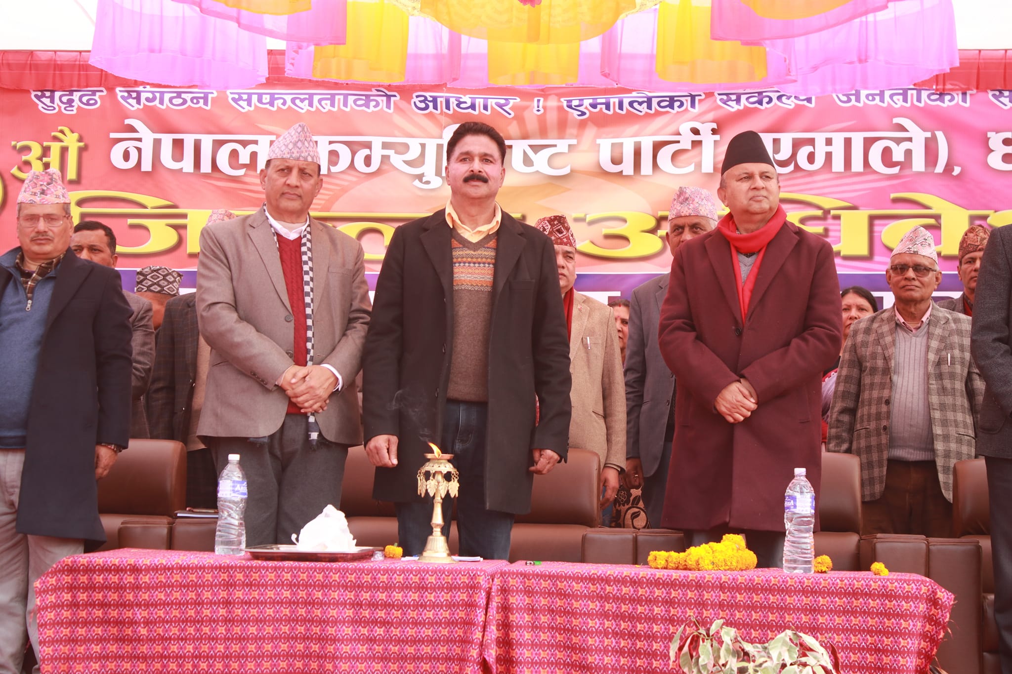 एमालेको धादिङ जिल्ला अधिवेशनमा विवाद