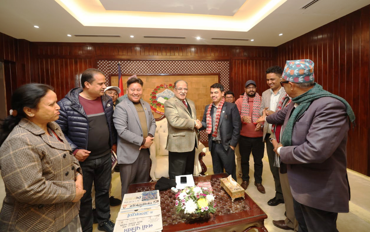 अहिले मुलुकमा परिवर्तनको नेतृत्व गर्ने र यसलाई उल्ट्याउन खोज्ने दुई धार देखियोः प्रधानमन्त्री