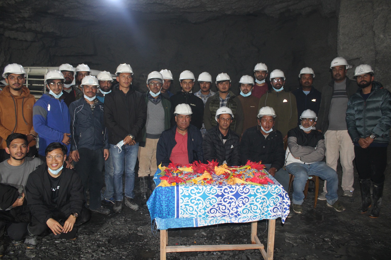 म्याग्दीमा निर्माणाधीन ४० मेगावाट क्षमताको राहुघाटको दोस्रो र तेस्रो सुरुङ जोडियो