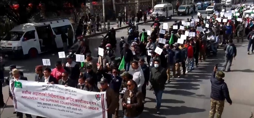 सर्बोच्चको आदेश कार्यान्वन गराउन माग गर्दै ब्रिटिस गोर्खा भूतपूर्व सैनिकद्धारा प्रदर्शन (भिडियो सहित)