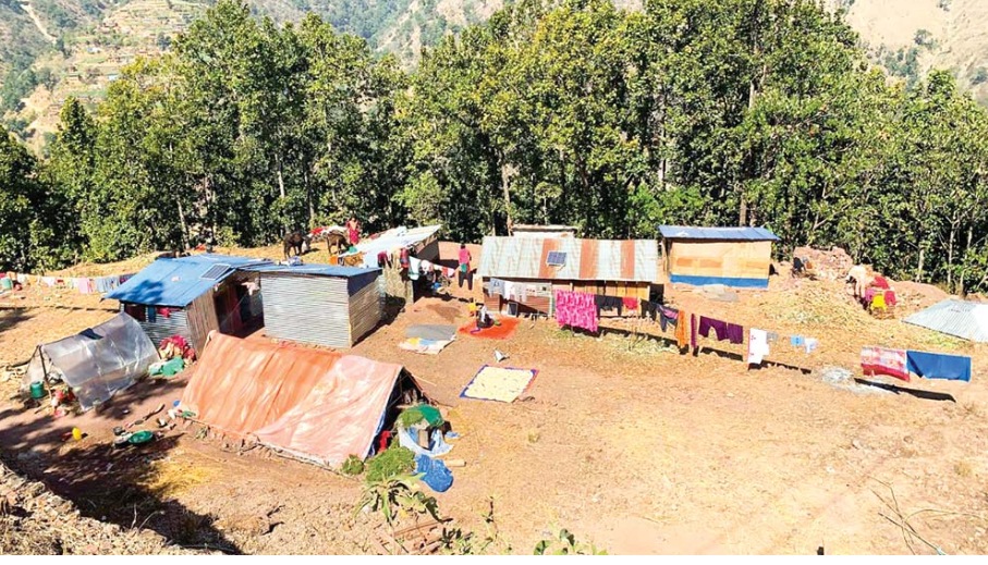 सरकारले आवास पुनर्निर्माणका लागि रकम निकासा नगर्दा रुकुमपश्चिमका भूकम्पपीडतको विचल्ली