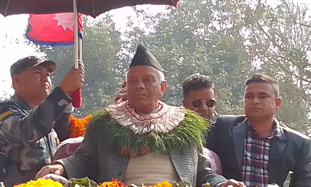 साहित्यकार लोकेन्द्रबहादुर चन्दलाई नागरिक अभिनन्दन