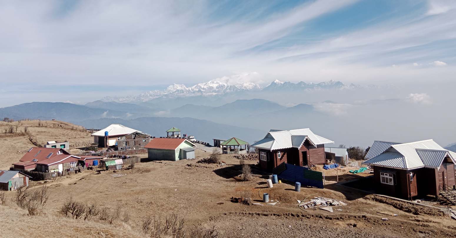 हिमाल हेर्न माइजोमाईमा पर्यटक आकर्षित, विश्वकै तेस्रो अग्लो हिमाल प्रष्ट देखिने
