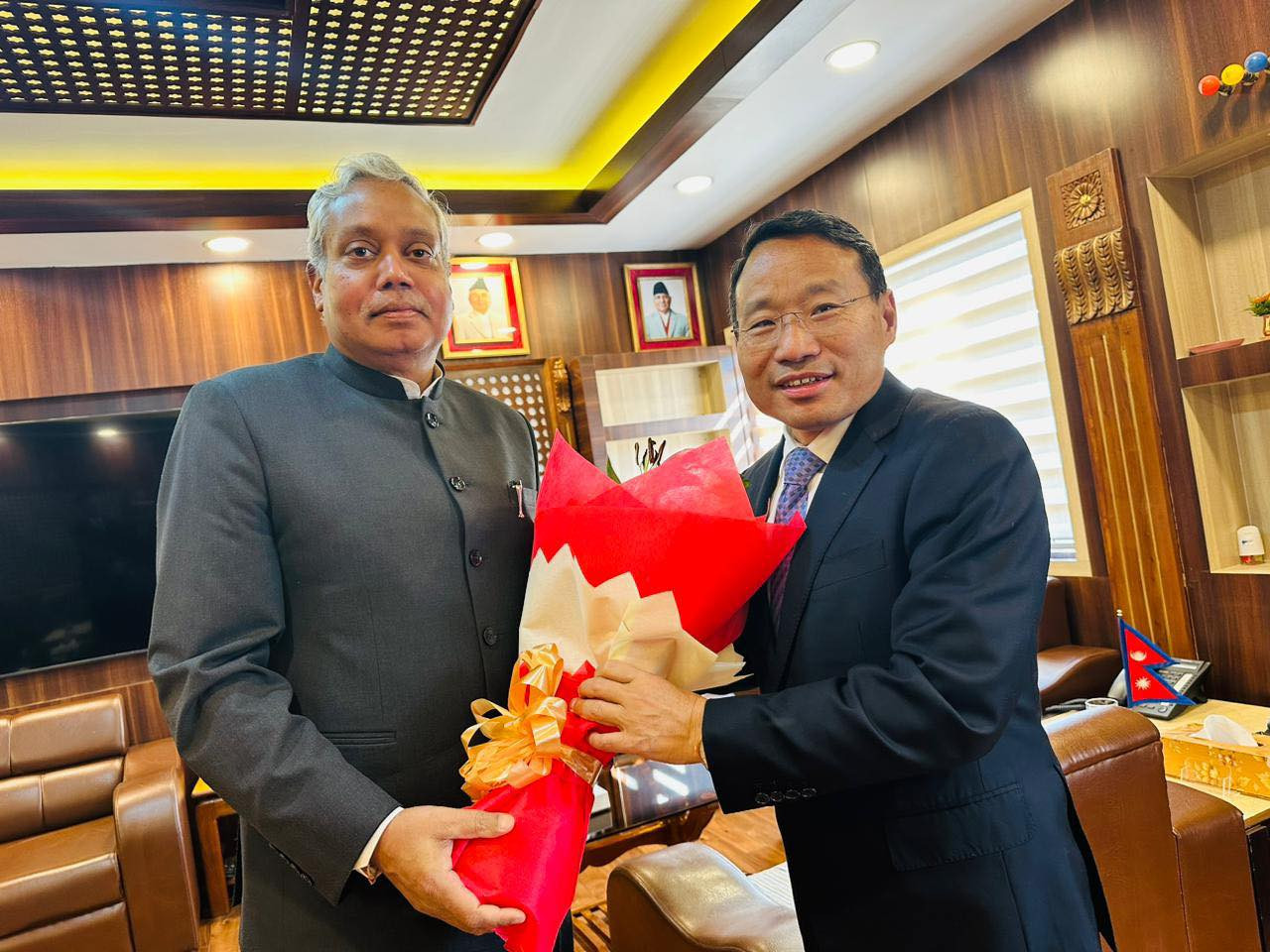 सत्ता समीकरणमा आएको परिवर्तन नेपालको आन्तरिक मामिलाः राजदूत श्रीवास्तव