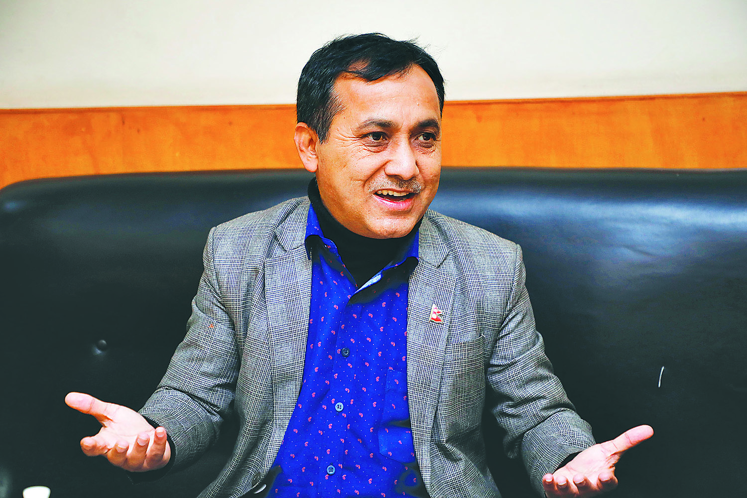 डेढ वर्षदेखि ओमानको अस्पतालमा अचेत रहेकी बिनादेवीलाई स्वदेश ल्याउन पहल गर्ने महामन्त्री शर्माको प्रतिबद्धता