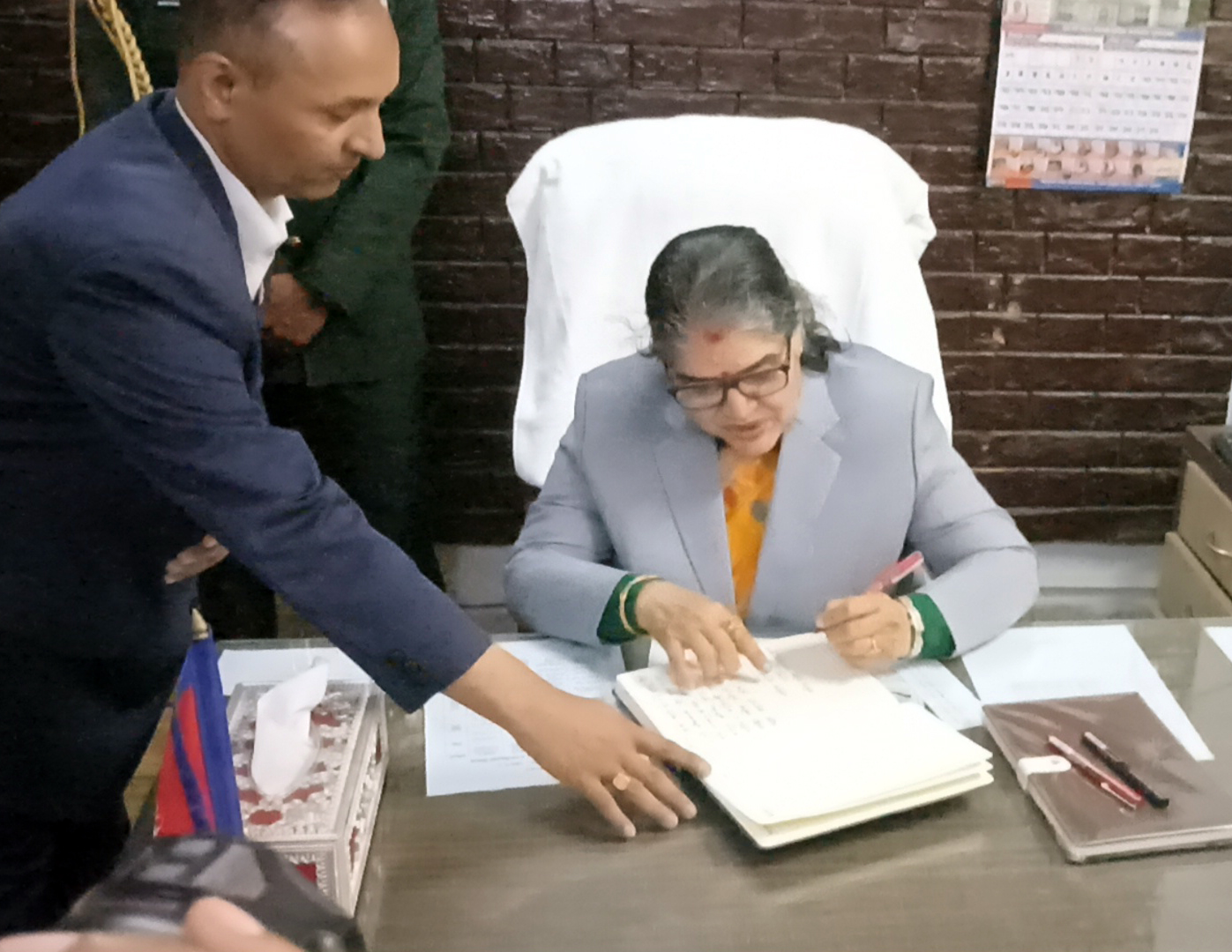 मधेसका नवनियुक्त प्रदेश प्रमुख भण्डारीद्वारा पदभार ग्रहण