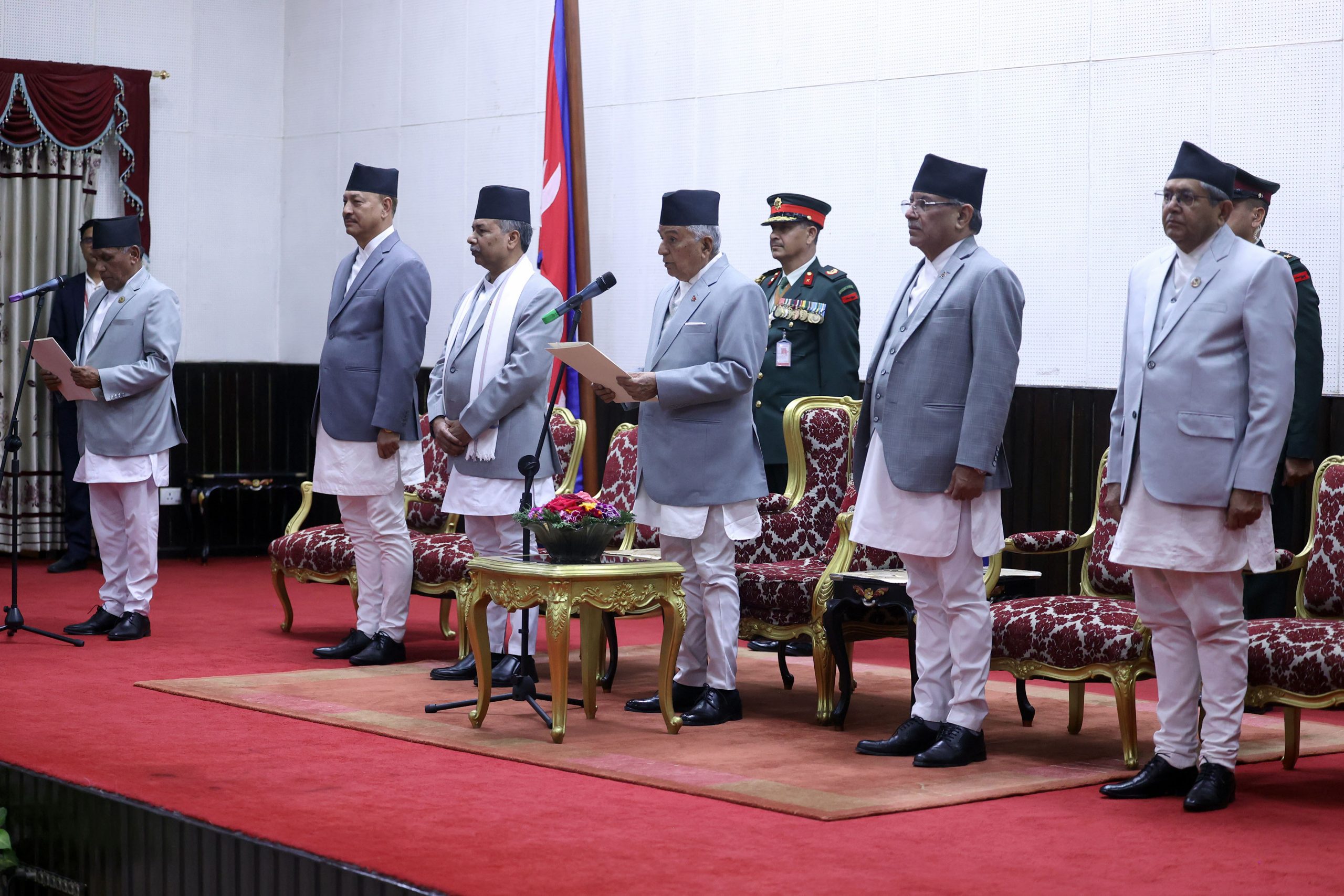 राष्ट्रिय सभाका अध्यक्ष दाहालले लिए पद तथा गोपनीयताको शपथ