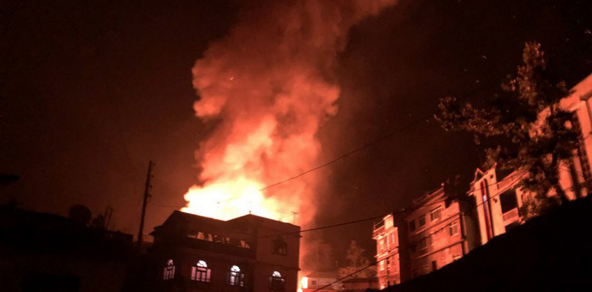 फागुनयता ताप्लेजुङमा सोह्र घर जलेर नष्ट