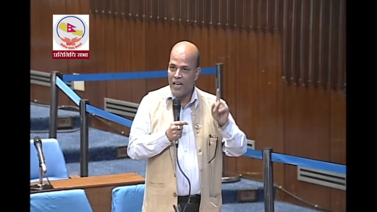 बजेटमा बिभेद भएको भन्दै सांसद सिंहद्धारा प्रधानमन्त्रीको जवाफ माग