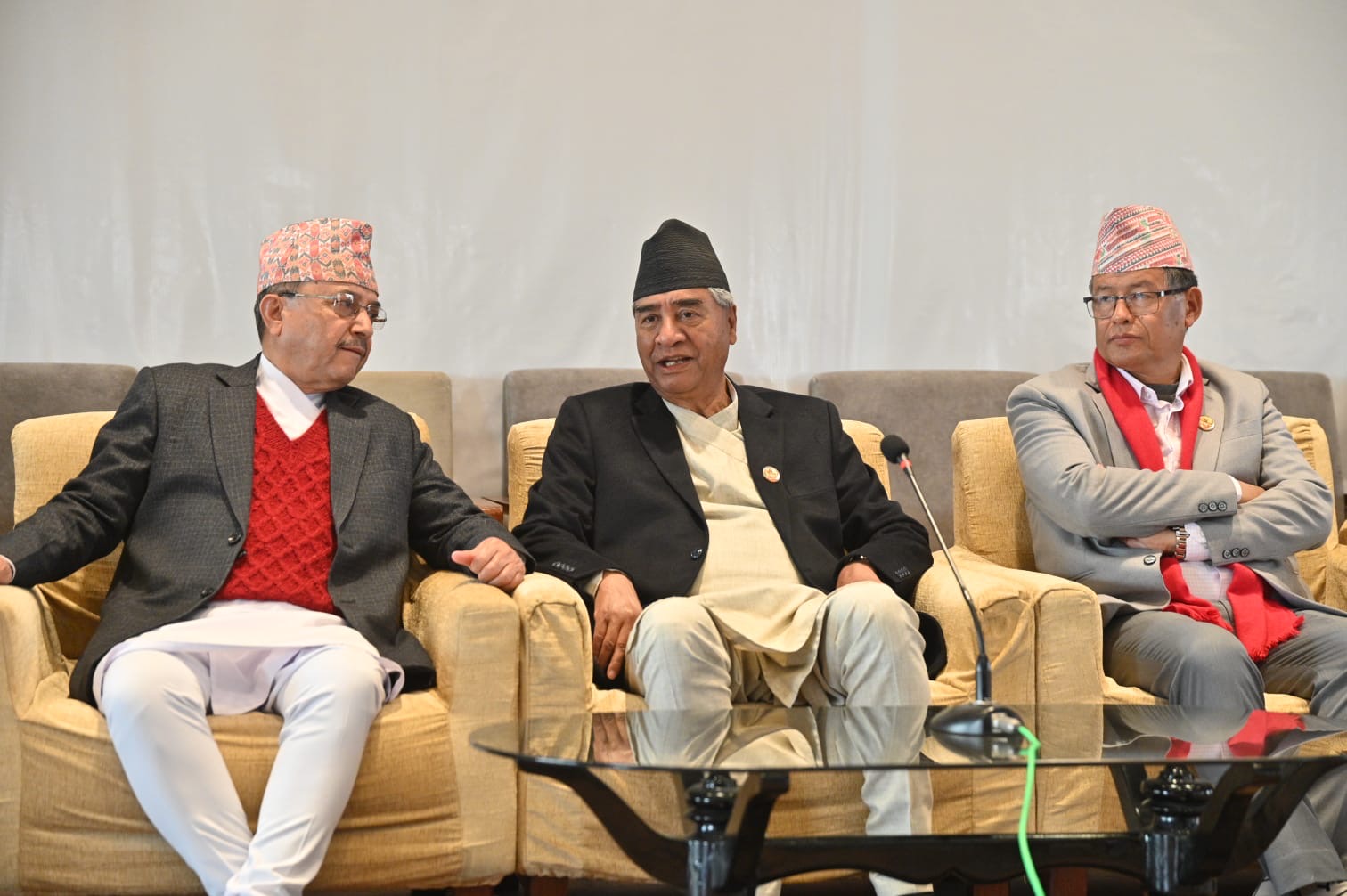 प्रधानमन्त्रीले गठबन्धन तोडेर राजनीतिक बेइमानी गरेको कांग्रेसको निष्कर्ष