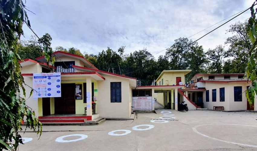 डडेल्धुराको जोगबुडा अस्पतालको नयाँ भवनबाट शीघ्र सेवा प्रवाह गर्दै