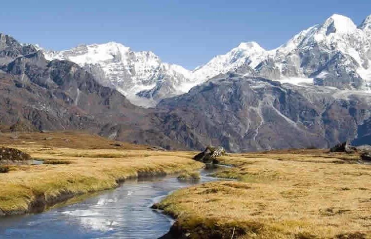 सात कोरियाली आरोहीले जुगल हिमाल आरोहण गर्ने